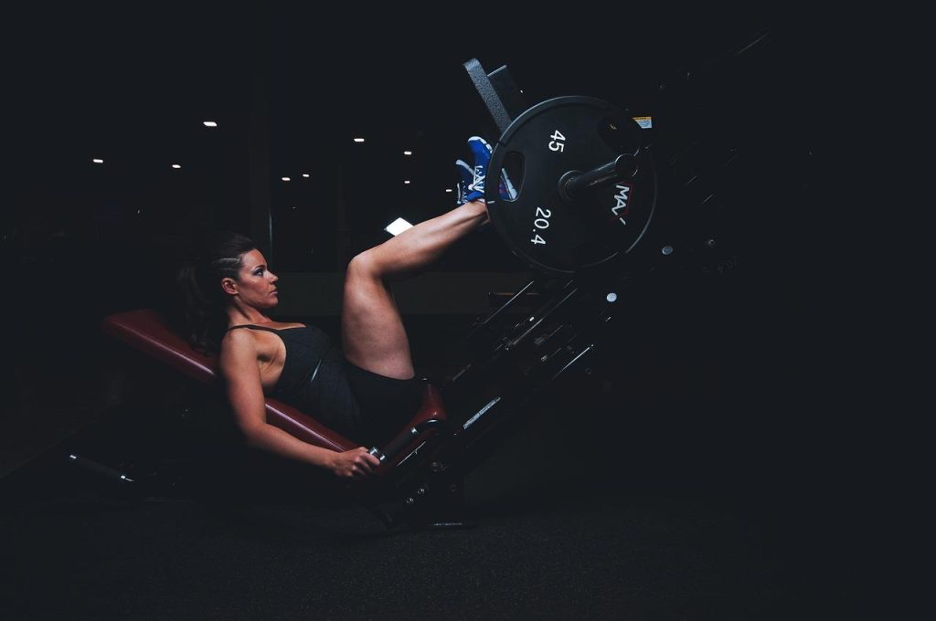 Sportschool Apeldoorn met moderne fitnessfaciliteiten en trainingsequipment voor alle fitnessniveaus